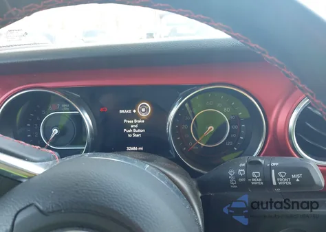 2021 Jeep Wrangler Rubicon 4X4 z USA, uszkodzony, nr VIN 1C4HJXCN5MW741098